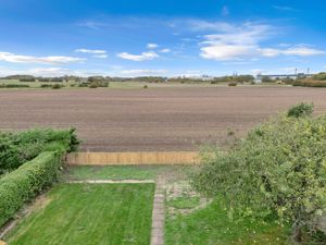 Photo 26- click for photo gallery